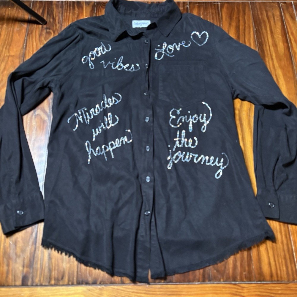Lauren Moshi Crystal Affirmations Black Button Up XS Miracles Love Happy A1947